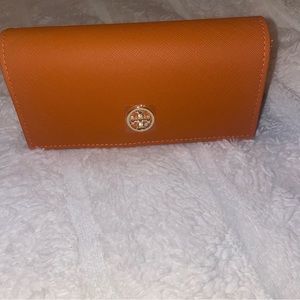 NWOT Tory Burch Sunglasses Case